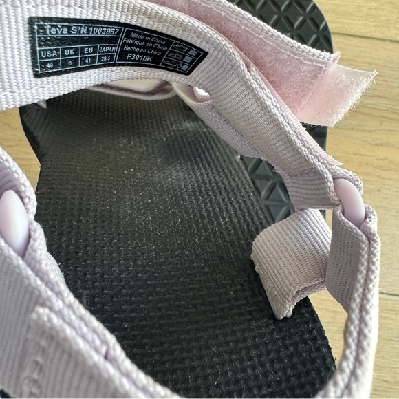 Teva Original Universal in Purple Multi size 10 - Picture 7 of 7